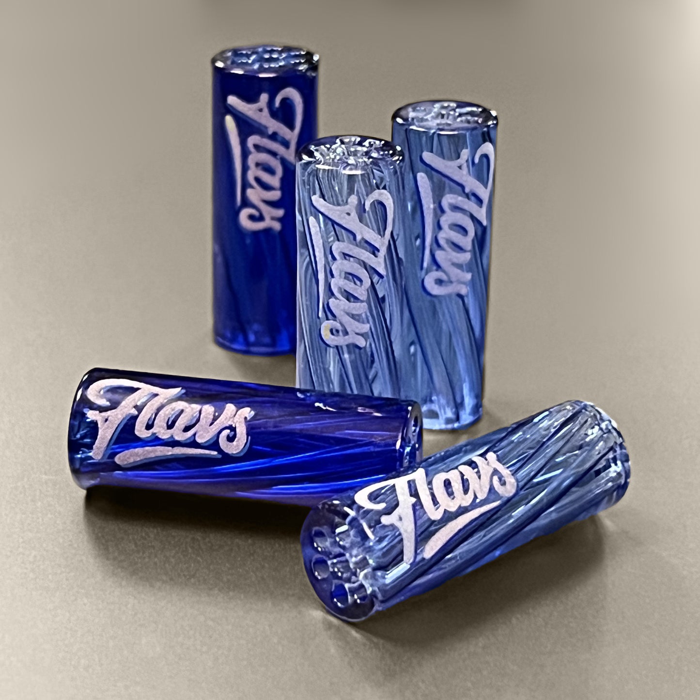 Seven Swirl Glass Filter Tip | Blue-Pack | Glow-in-the-Dark-Print